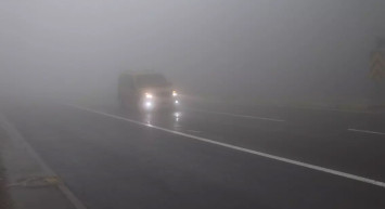 Sis, Anadolu Otoyolu’nda ulaşımı engelledi