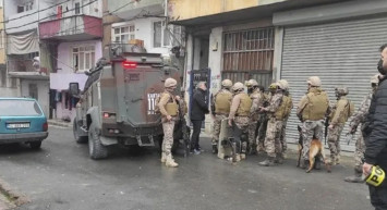 Şişli'de Korku Dolu Anlar: Silahla Ailesini Rehin Alan Adam Vuruldu!