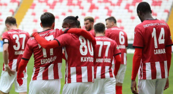 Sivasspor Deplasmanda Galip Geldi