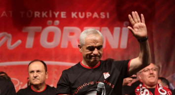 Sivasspor, Teknik Direktör Rıza Çalımbay ile 1 yıllık anlaşmaya vardı!