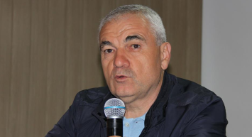 Sivasspor'da sözleşmesi sona erecek olan Rıza Çalımbay takımdaki geleceği hakkında konuştu