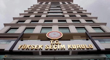 Siyasi partiler milletvekili adaylarını YSK’ya sunuldu: Hangi il kaç milletvekili çıkaracak?