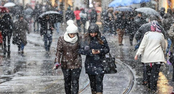 Soğuk hava dalgası kapıyı çalıyor: Kar yağışı için tarih verildi