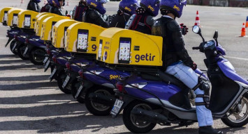 Sokak Röportajı Sebebiyle Kuryesini Kovan Getir'den Açıklama Geldi!