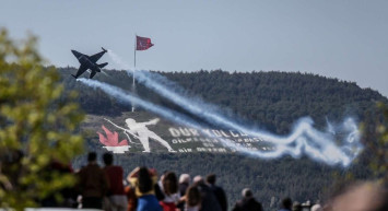 SOLOTÜRK 23 Nisan gösteri fotoğrafları