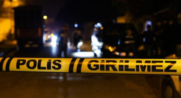 Son Dakika! Adana Büyükşehir Belediyesi'ne silahlı saldırı