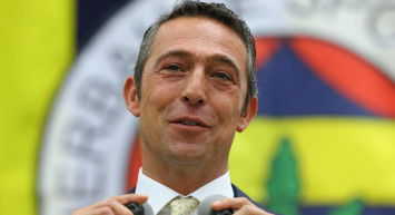 Son Dakika: Fenerbahçe'de Teknik Direktör Mesut Özil Etkisiyle Favre Oluyor
