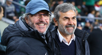 Son Dakika: Kocaelispor Teknik Direktörü Mustafa Reşit Akçay Entübe Edildi!