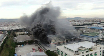 Son Dakika: Ümraniye Dudullu’da  Korkutan Yangın