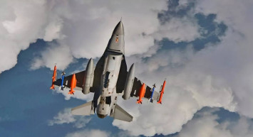 Son dönemin en büyük hava harekatı: Türkiye’den dünyaya Pençe-Kılıç mesajı