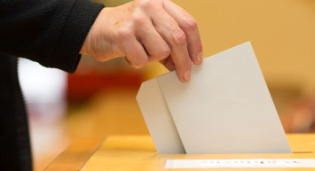 Son seçim anketi de şaşırtmadı: Başkan Erdoğan en yakın rakibini fark attı