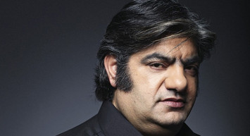 Son yolculuğuna uğurlanan Hüseyin Elmalıpınar'ın dostları, cenaze töreninde sanat camiasının vefasızlığından dert yandı