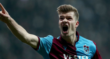 Sörloth Trabzonspor Taraftarına İsyan Etti