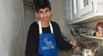 Sosyal medya fenomeni Taha Duymaz'ı görenler tanıyamıyor! Estetikle bambaşka biri olan Duymaz'ın kepçe kulak açıklaması herkesi şaşırttı!