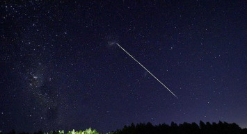 SpaceX'in 40 Uydusu Güneş Fırtınası Sebebiyle Düştü!