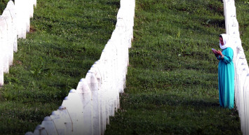 Srebrenitsa'da 31 yıldır 1000'den fazla kurban kayıp: Kimliği belirlenen 10 kişi daha toprağa veriliyor