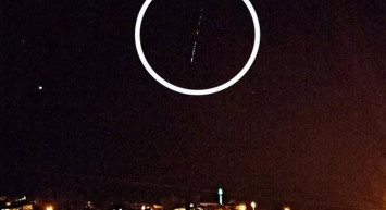 Starlink uyduları İstanbul’dan geçti! Vatandaşlar gökyüzünü çekmek için telefonlarına koştu