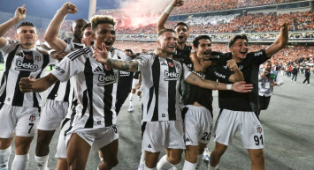 Süper Kupa’da tarihi skor: Beşiktaş, Galatasaray’ı yenerek şampiyon oldu