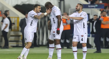 Süper Lig’de bir veda daha: Küme düşen ikinci takım Fatih Karagümrük oldu