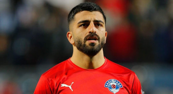 Süper Lig'in gol kralı Umut Bozok kimdir? Umut Bozok kaç yaşında, hangi takımlarda oynadı?