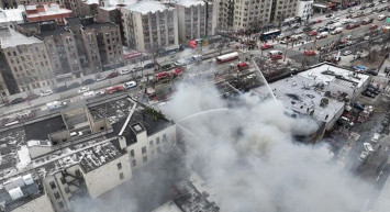 Süpermarkette korkutan yangın: En az 7 kişi yaralandı