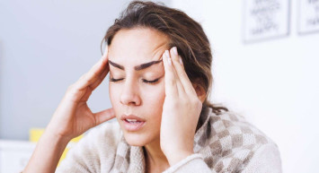 Sürekli göz kararması sebepleri nelerdir? Ayağa kalkınca göz neden kararır? Göz kararmasına iyi gelen öneriler