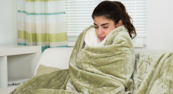 Sürekli üşüyorsanız bu hastalığa yakalanmış olabilirsiniz? Uzman isimden dikkat çeken uyarı