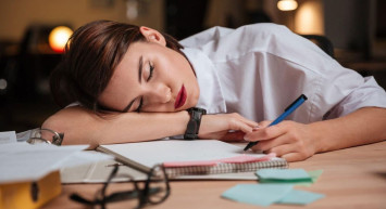 Sürekli Yorgun Hissetmenizin Nedenleri Nelerdir?