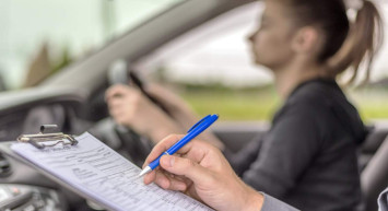 Sürücü kursu fiyatları ne kadar 2023? B sınıfı ehliyet bedeli kaç TL? Temmuz 2023 güncel ehliyet fiyatları