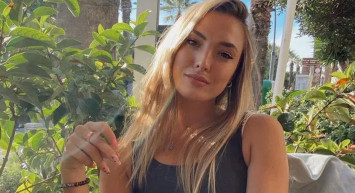 Survivor All Star'a Mert Öcal'la Yaşadığı Aşkla Damgasını Vuran Yarışmacı Sude Burcu Diskalifiye mi Edildi?