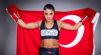 Survivor yarışmacısı Sabriye Şengül sarı bikinisiyle sosyal medyada deprem yarattı! Milli sporcu Sabriye Şengül eski halini unutturdu