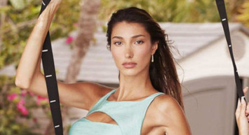 Sütyensiz pozları sosyal medyayı salladı! Şevval Şahin yok artık dedirtti!