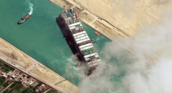 Süveyş Kanalı'ndaki Kazaya İlişkin Tahkikat Başlatıldı