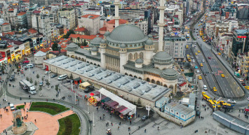 Taksim Camii Bugün İbadete Açılıyor
