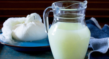 Tam Bir Şifa Deposu: Peynir Altı Suyunun Faydaları Nelerdir?