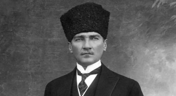 Tarihçiler Mustafa Kemal Atatürk’ü anlattı: 57 yıllık ömrünü vatana ve millete adadı