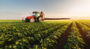 Tarım ve Orman Bakanı Vahit Kirişci, açıkladı: 'Ekim alanlarının boş kalmasına izin vermeyeceğiz!'