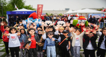 TBMM'de 23 Nisan coşkusu: Alper Gezeravcı ile uzayın büyüsü çocuklarla buluştu!