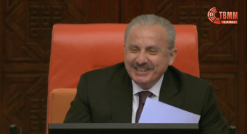 TBMM'de 23 Nisan özel oturumunda yaşanan eğlenceli sohbet