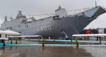 TCG Anadolu dünya basınında: Erdoğan askeri gücünü gösterdi