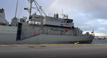 TCG ANAMUR Pire Limanı’na Demirledi