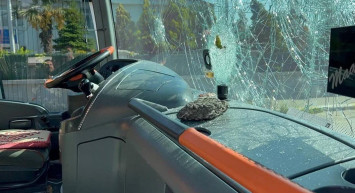 TEM Otoyolu Sakarya-Kocaeli geçişinde iki grup taraftar arasında kavga çıktı!