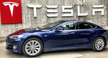 Tesla fiyatlarında üçüncü kez indirime gitti