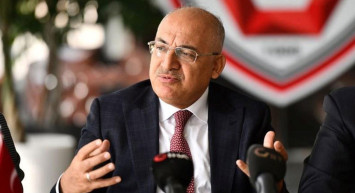 TFF 1959 yılı öncesi şampiyonlukların tescili hakkında karar verdi mi? TFF Başkanı Mehmet Büyükekşi Fenerbahçe'nin 1959 yılı öncesi şampiyonlukların tescili için yaptığı başvuru hakkında konuştu