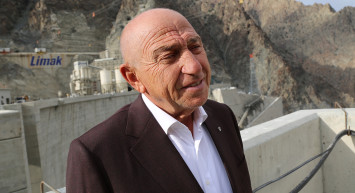 TFF Başkanı Nihat Özdemir'den Norveç Maçı ve Süper Lig'de Şampiyonluk Yarışı Açıklaması!