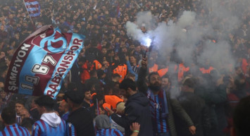 TFF, Trabzonspor'a Antalyaspor maçındaki olaylar nedeniyle ceza verdi!