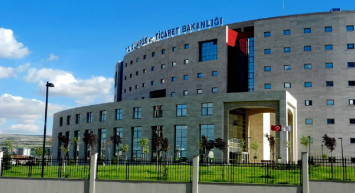 Ticaret Bakanlığı’ndan önemli karar: Yurt dışı telefonları takibe alınacak