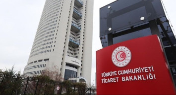 Ticaret Bakanlığı'nın mücadelesi: Gümrük Muhafaza ekipleri göçmen kaçakçılarına göz açtırmadı