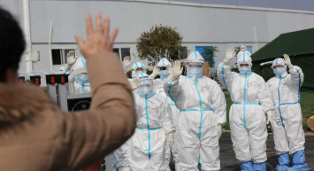 Tilkinin dönüp dolaşacağı yer kürkçü dükkanı! Virüsün başladığı yer olan Wuhan tekrardan karantinaya alındı