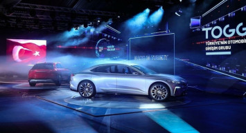 Togg Avrupa’ya açılmaya hazırlanıyor: Ön sipariş tarihi belli oldu! Yeni model de sahneye çıkacak